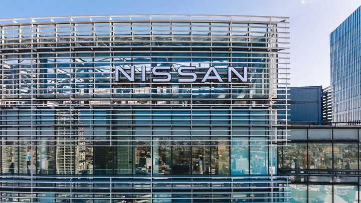 Nissan to Sell Headquarters Building to Raise Cash