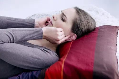 Remedios naturales para eliminar la cera de los oídos