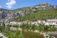 Elderly Man Stuck in Ravine for 3 Days, Survived on Red Wine