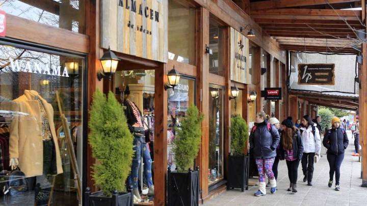 Comercio neuquino: endeudamiento, caída del consumo y una luz de esperanza para el próximo año