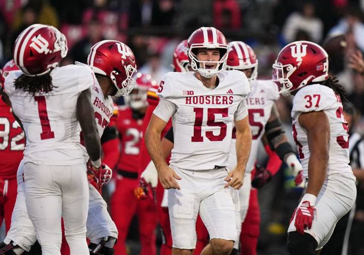 Paul Zeise's mailbag: Should the Steelers trade for a 1st-round draft pick to set themselves up for a QB?