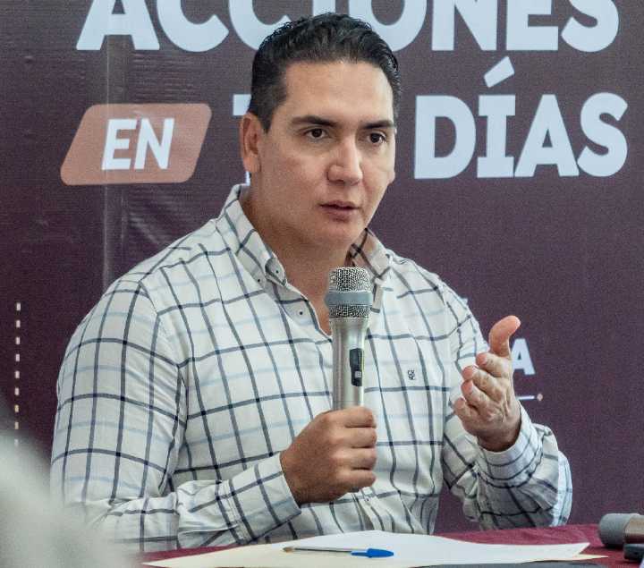 Exigen al alcalde Robertista de Bahía, Héctor Santana entregar terrenos municipales para 3000 viviendas bienestar