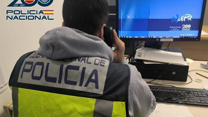 Detenido en Ronda un joven por tenencia de pornografía infantil después de ser denunciado en EEUU