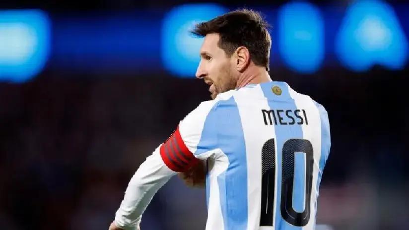 Partidos de hoy, viernes 14 de noviembre del 2025: horarios y canales TV para ver EN VIVO las Eliminatorias 2026