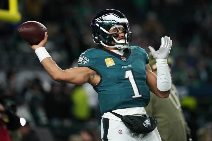 Why so unhappy? Super Bowl champion Eagles caught up in drama even with best record in NFC