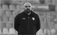Entrenador en Serbia sufre infarto en pleno partido y fallece en el hospital