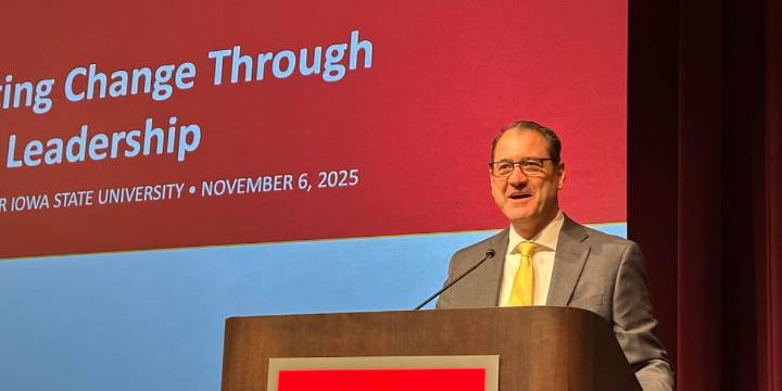 David Cook interviews at alma mater for presidency, says he won’t ‘reinvent the wheel’