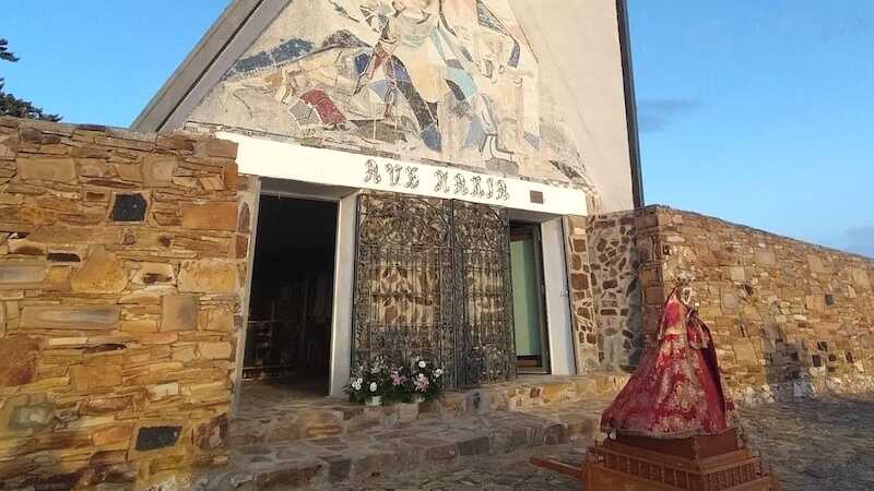 Roban varias piezas de valor en la ermita de la Virgen de Guadalupe de Horcajo
