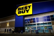 Best Buy raises annual forecasts as shoppers snap up holiday deals