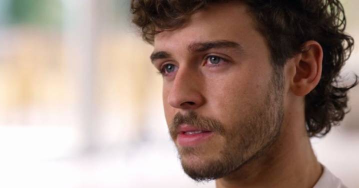 Strictly Come Dancing's George Clarke reveals mum's cancer diagnosis as he dedicates emotional dance to her