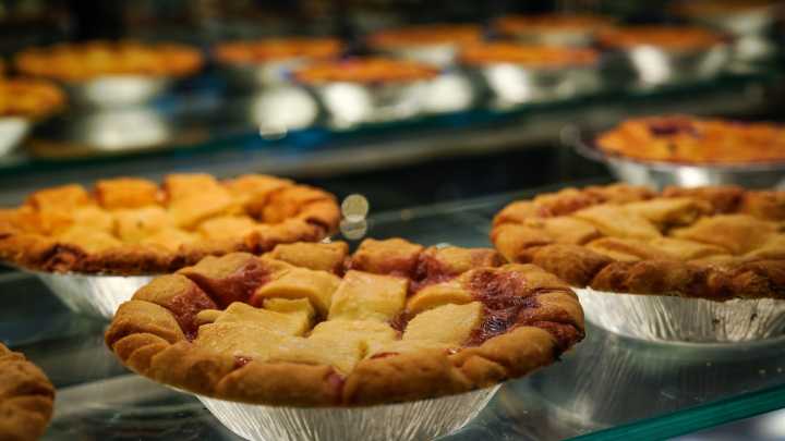 Where to find delicious pies for Thanksgiving in Coachella Valley