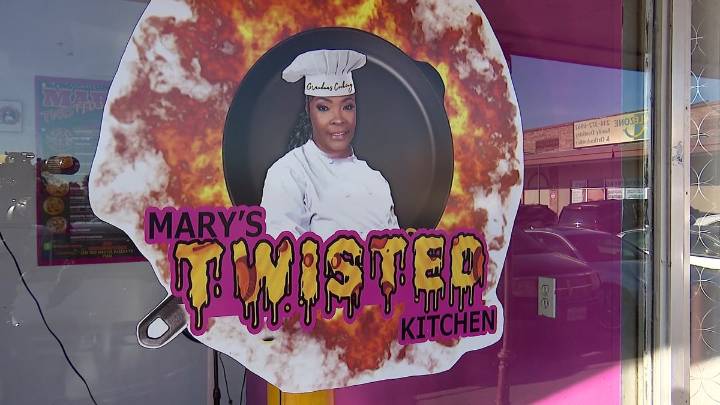 Food giveaways continue as some North Texans receive first SNAP benefits since pause