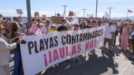 Estalla la indignación en Telde: más de mil personas claman contra las jaulas marinas tras el cierre de 17 playas