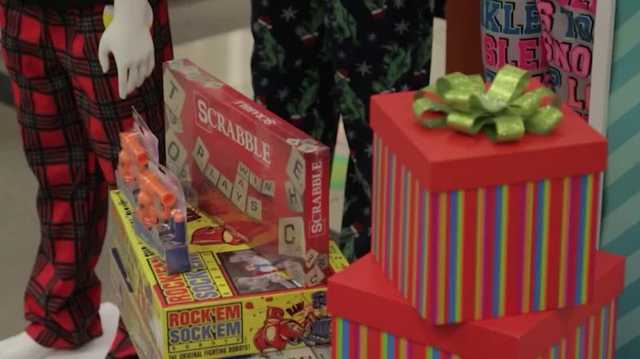 Consumer Reports shares strategies to get the best holiday shopping deals