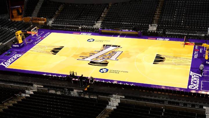 Los Angeles Lakers’ NBA Cup court ‘unplayable’ for Friday: Report