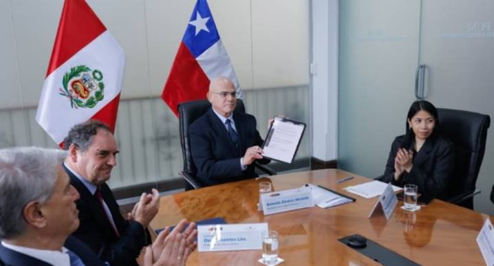 Perú y Chile trabajan en IA propia para reducir dependencia tecnológica en la región