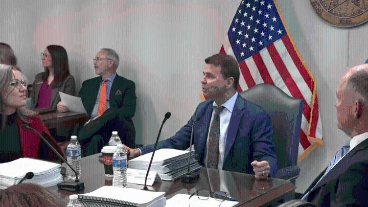 Fields floats extending Oklahoma’s school year by 15 days