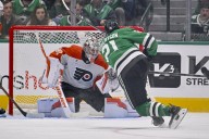 Deadspin | Jason Robertson (3 goals), Stars stay hot with win over Flyers