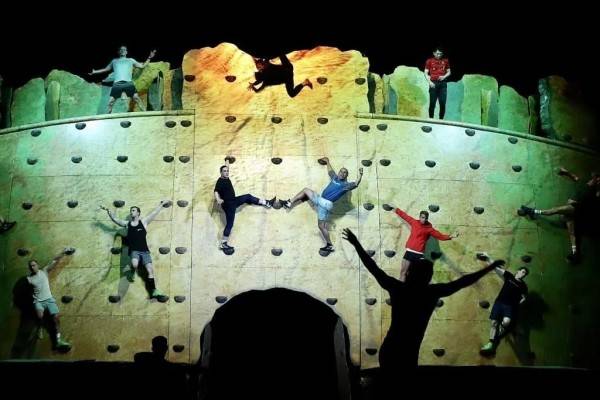 Reinan los insectos en el show 'OVO', del Cirque Du Soleil