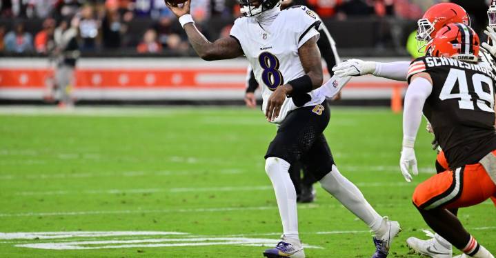 Lamar Jackson misses Wednesday’s practice for Ravens ahead of Week 12 matchup with Jets