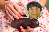 Hombre se disfrazó de su madre muerta para cobrar su pensión: mantuvo el cadáver momificado y oculto por tres años