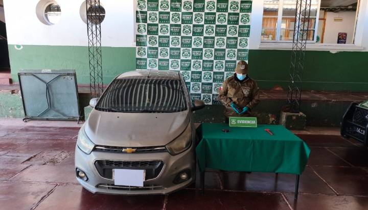 Fiscalización vehicular permite detener a tres sujetos que portaban elementos utilizados para delinquir en Los Andes