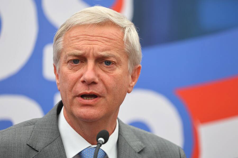 Crisis migratoria: Kast emplaza a Boric “a tomar un avión desde Punta Arenas hasta Arica y hacerse cargo personalmente”