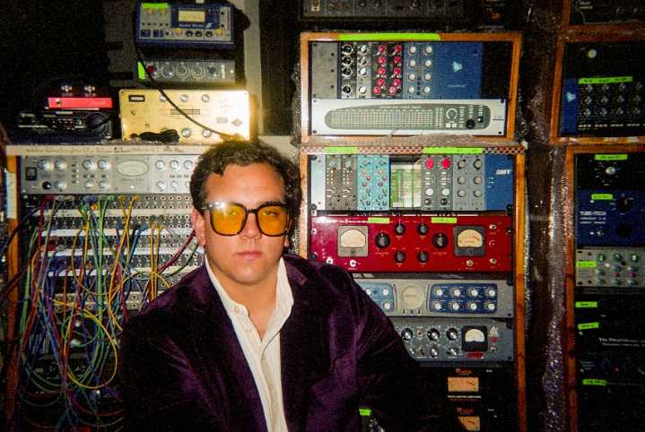 “Cosas Imposibles”: el nuevo álbum de Moncho Berry ya está disponible