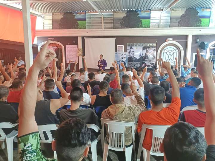 Menos del 1% de los anexos en Guanajuato operarían con aval sanitario: CRUB