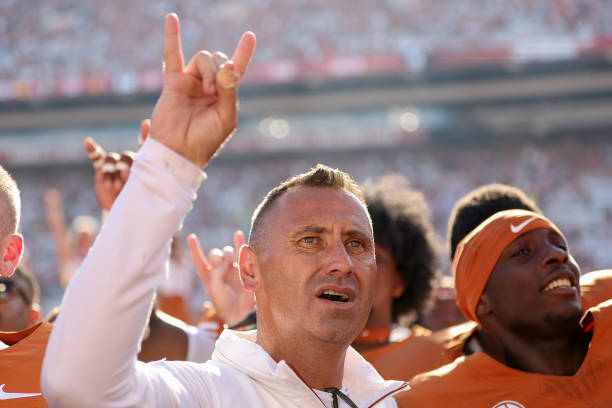 Steve Sarkisian Seeks Playoff Committee’s Attention as Texas Makes Major Arch Manning Announcement Arch Manning explodes for a record-setting night while Steve Sarkisian plots Texas’ final playoff pus