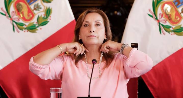 Dina Boluarte, ¿tendrá derecho a pensión vitalicia tras su vacancia?