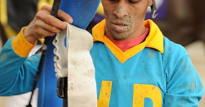 Nativos tresañeros y mayores en la séptima carrera