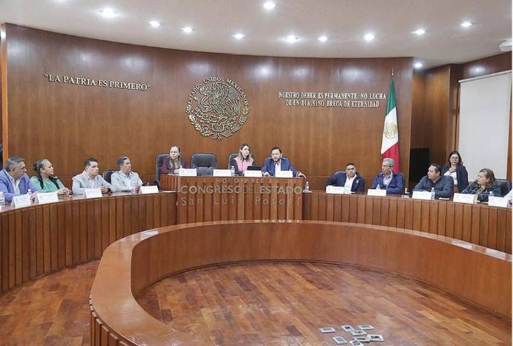 Critican diputados el desdén conque mira Zermeño al Congreso