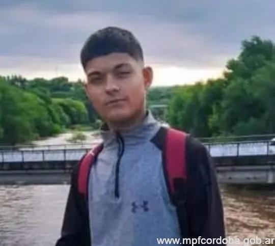 Piden colaboración para dar con el paradero de un joven que visto por última vez en Cavanagh