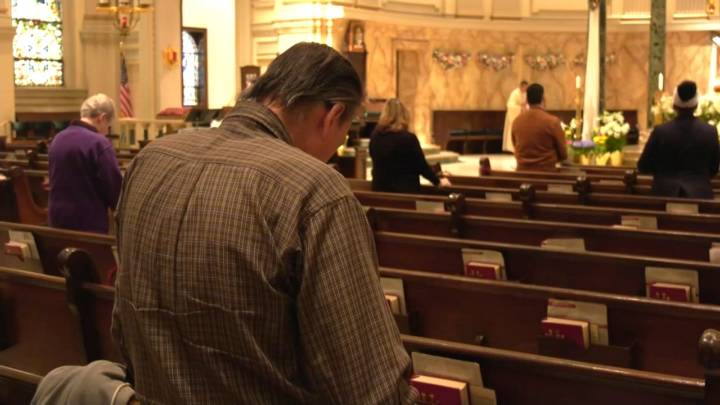 New Yorkers pray for Pope Francis in Brooklyn