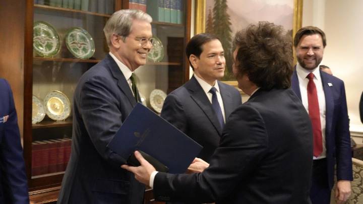 El Gobierno presentó el acuerdo con EEUU como "un profundo reconocimiento al programa económico"