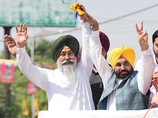 Punjab CM Mann hails AAP’s ‘historic victory’ in Tarn Taran Bypoll, says mandate reflects trust in politics of work Photo Source: Bhagwant Mann's X account [ FULL VIEW ]