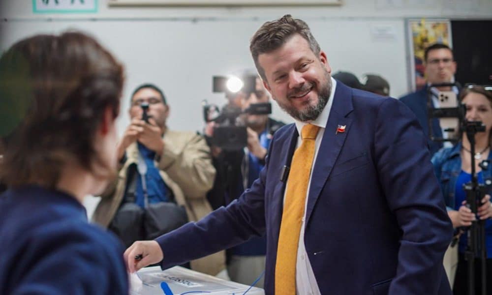 Ultraderechista Kaiser compromete apoyo a Kast en la segunda vuelta de diciembre en Chile