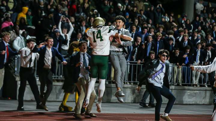 Score from Division I Football semifinal between Hendricken and North Kingstown