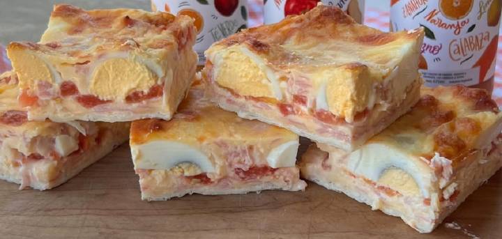 Tarta sandwichera facilísima para ponernos a tono con los días calurosos