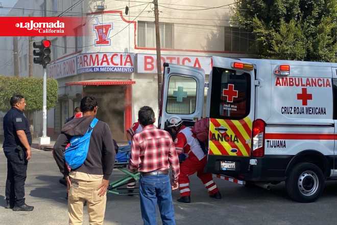 Incendio en Zona Centro deja un adulto mayor lesionado; bomberos rescatan a gatos