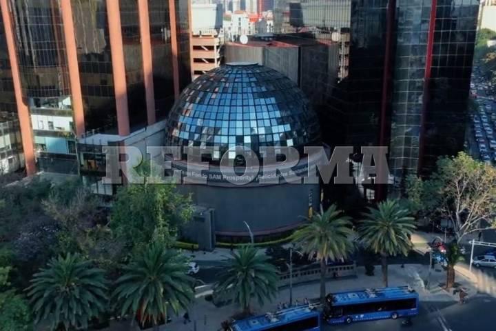 Concluye BMV noviembre con alza de 1.23%