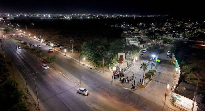 Toño Astiazarán entrega tramo 96 de Camina Segura en La Campiña; buscan llegar a 115 este año