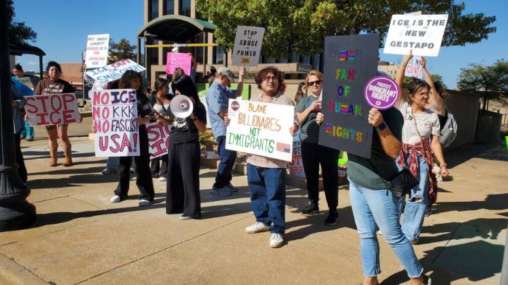 Smith County sheriff defends department's policies, new ICE agreement amid protests