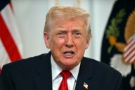 Trump advierte que espacio aéreo de Venezuela debe considerarse «cerrado en su totalidad»