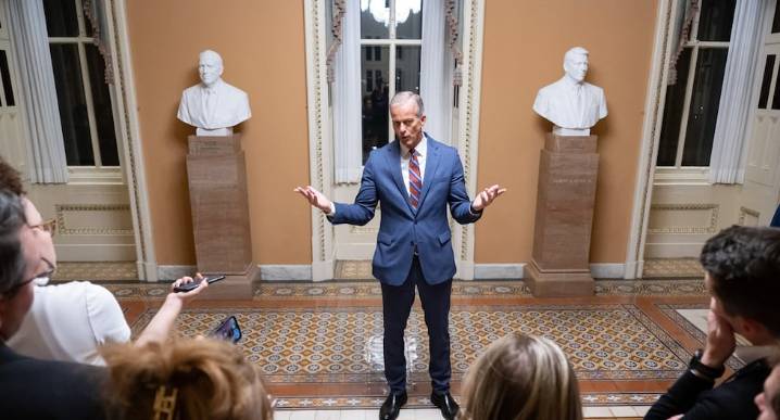 Senado de Estados Unidos aprueba un acuerdo que allana el camino para reabrir el Gobierno | Donald Trump 
