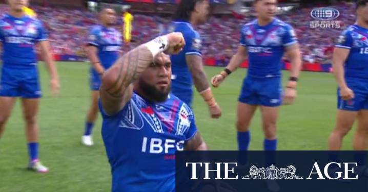 Paulo loses his voice after leading Samoan Siva Tau