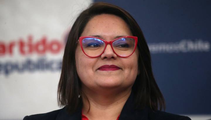 Hurtado valora apoyos de Matthei y Kaiser, pero aclara que la incorporación de nuevas miradas será un proceso "ordenado y gradual"