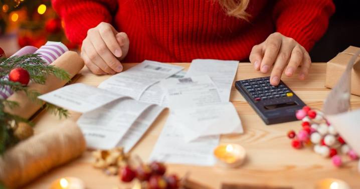 Is Giftflation Blowing Up Your Holiday Budget? Here’s How to Fight It.