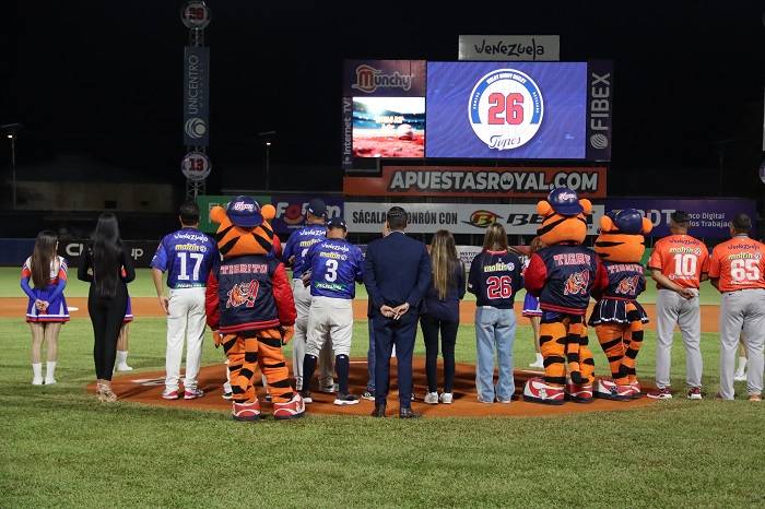 El José Pérez Colmenares de Maracay le rindió tributo a “Buddy” Bailey (Videos)